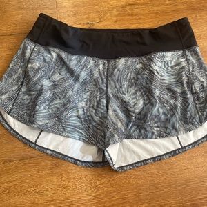 Lulu run speed short 4 inch